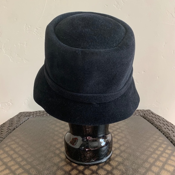 Vintage Louise Green Millinery Co. felt hat size OS main image 7